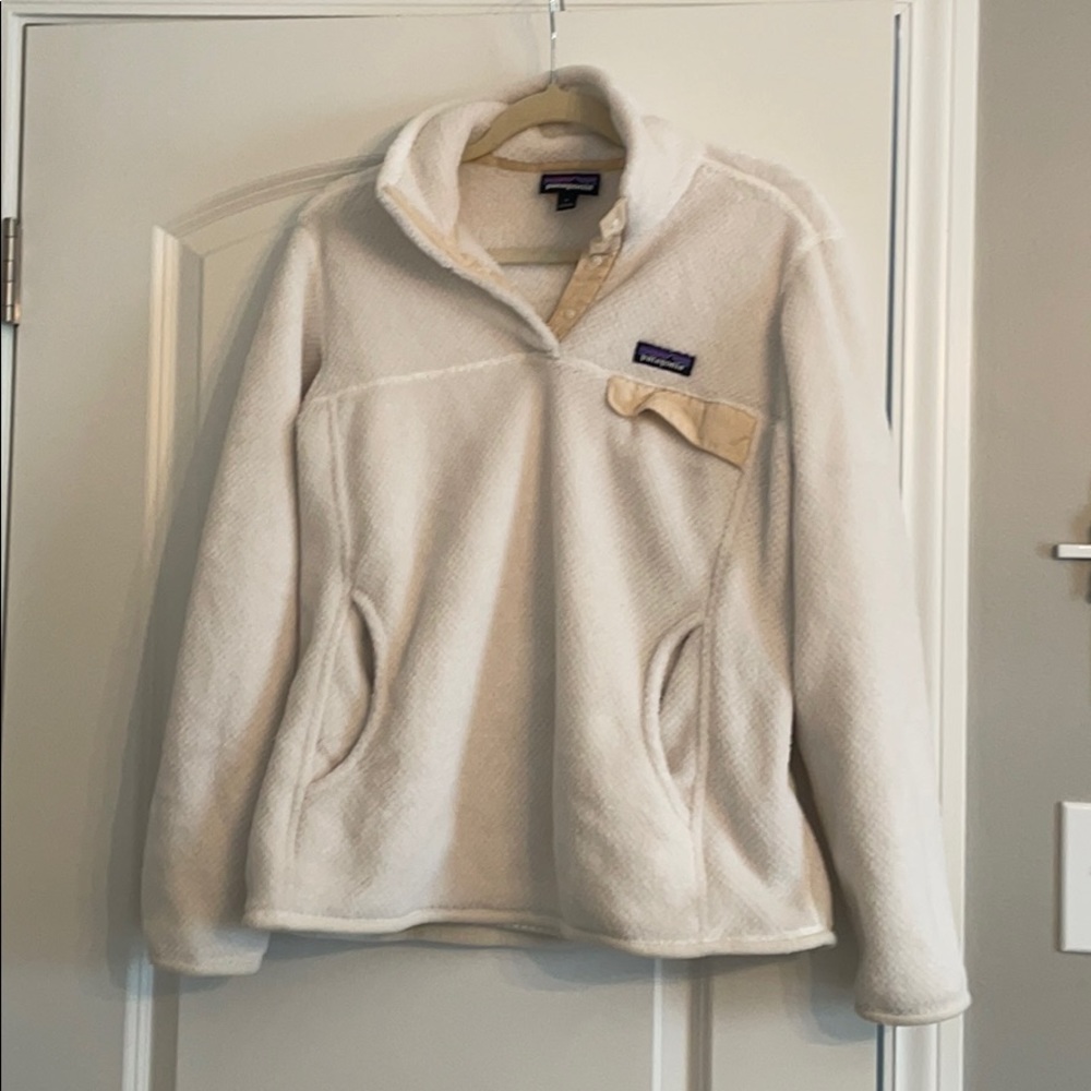 Patagonia pullover!